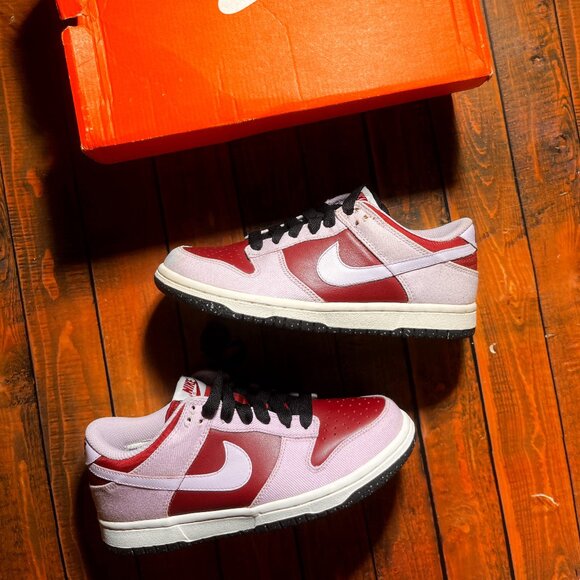 BRAND NEW Deadstock Nike Dunk Low "Pink Corduroy" 2007 317815 651 w/ OG box RARE - Picture 1 of 11
